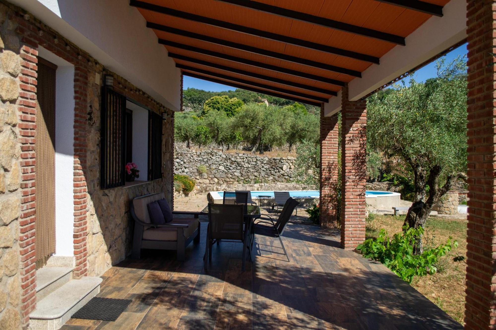 Casa Rural La Recuera Монтанчес Екстер'єр фото
