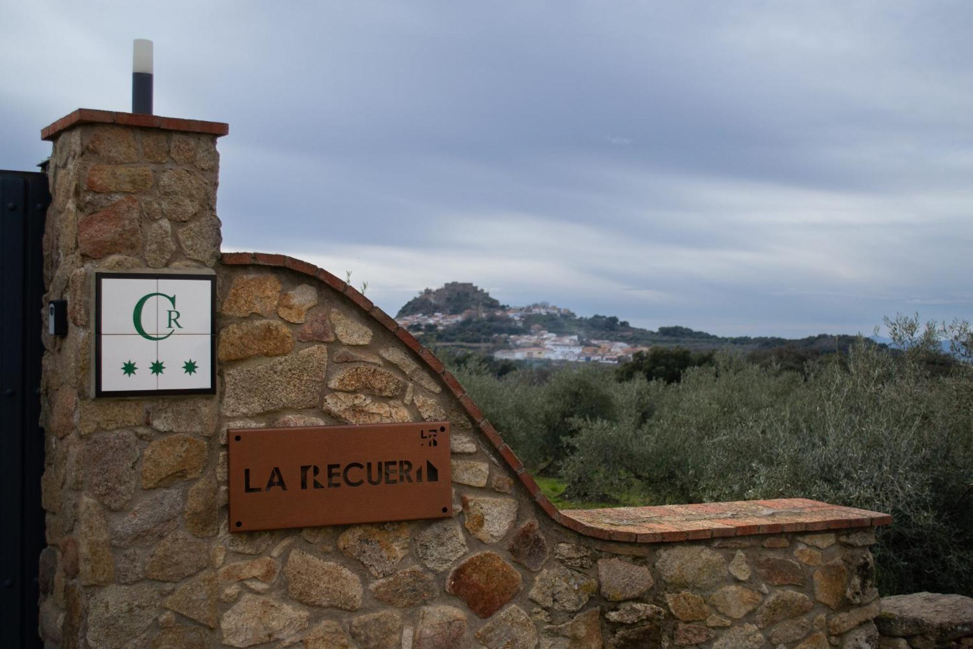 Casa Rural La Recuera Монтанчес Екстер'єр фото